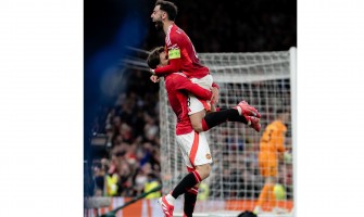 Mount ajuda o Manchester United a garantir um lugar na final